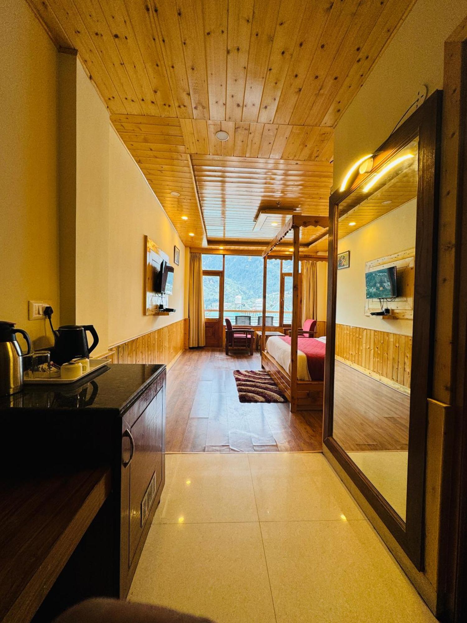 Swastik Grand Manali Manāli Exterior foto