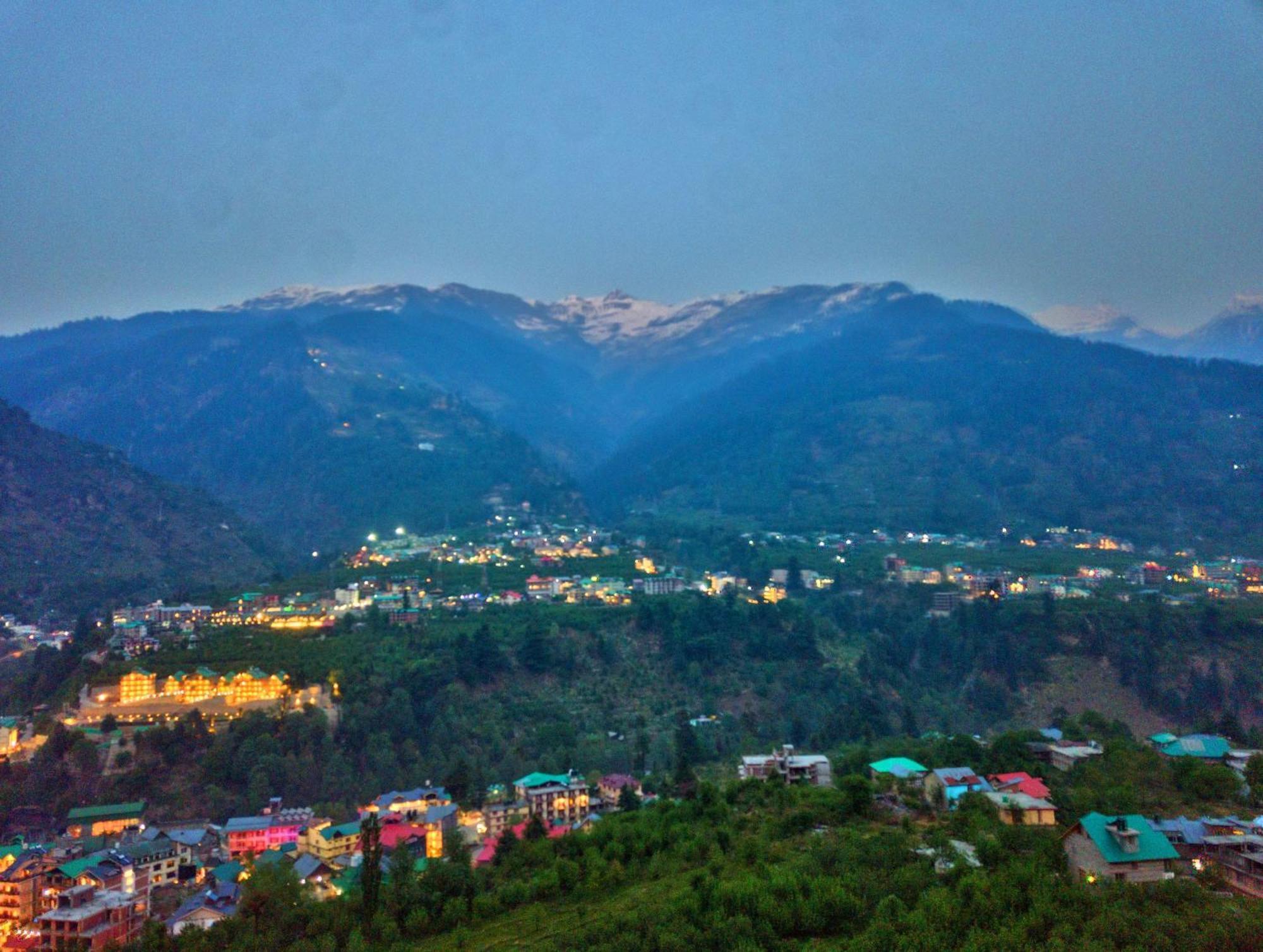 Swastik Grand Manali Manāli Exterior foto