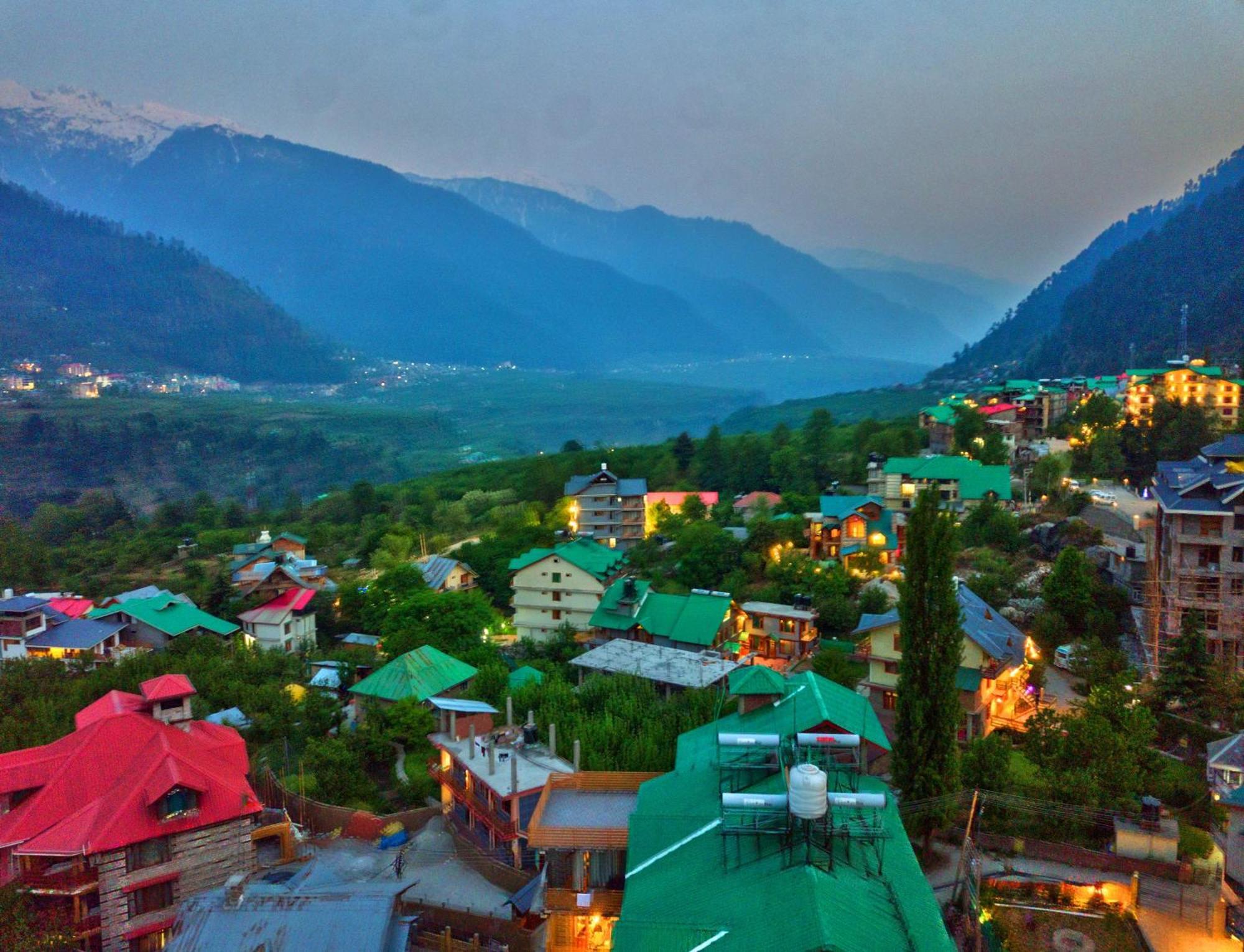 Swastik Grand Manali Manāli Exterior foto